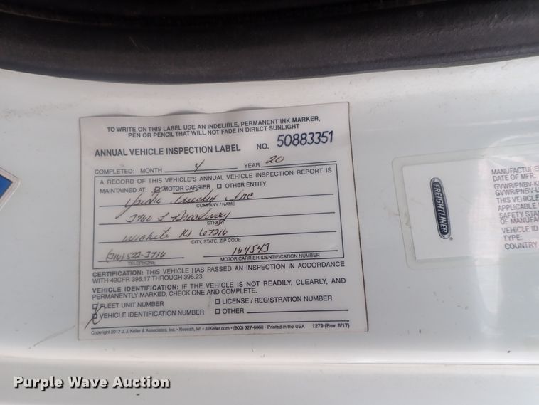 image for item DI7492 2011 Freightliner Cascadia  semi truck