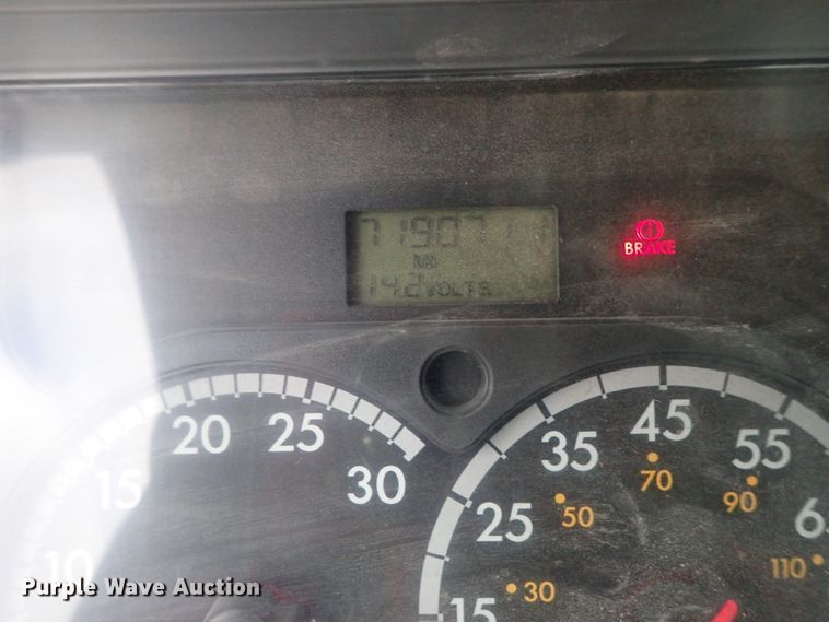 image for item DI7493 2009 Freightliner Cascadia  semi truck