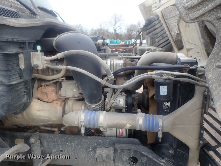 image for item DI7493 2009 Freightliner Cascadia  semi truck