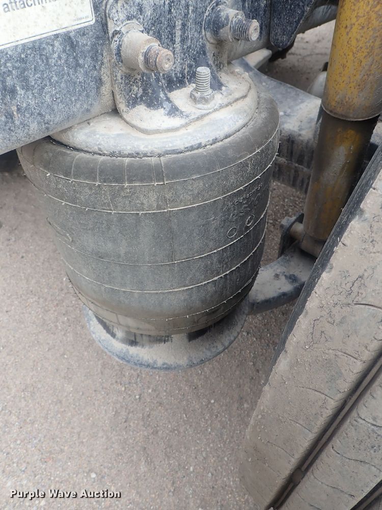 image for item DI7493 2009 Freightliner Cascadia  semi truck