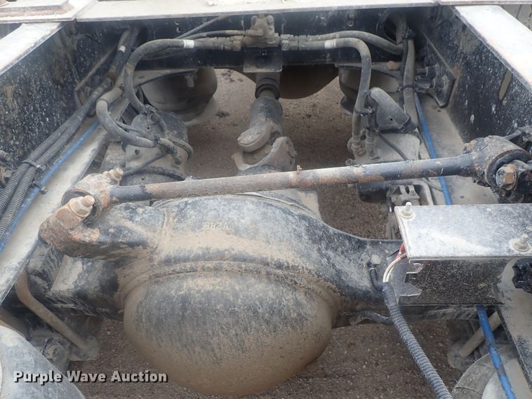 image for item DI7493 2009 Freightliner Cascadia  semi truck