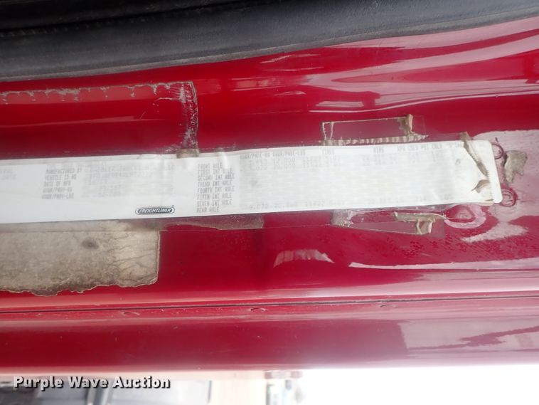 image for item DI7494 2010 Freightliner Cascadia  semi truck