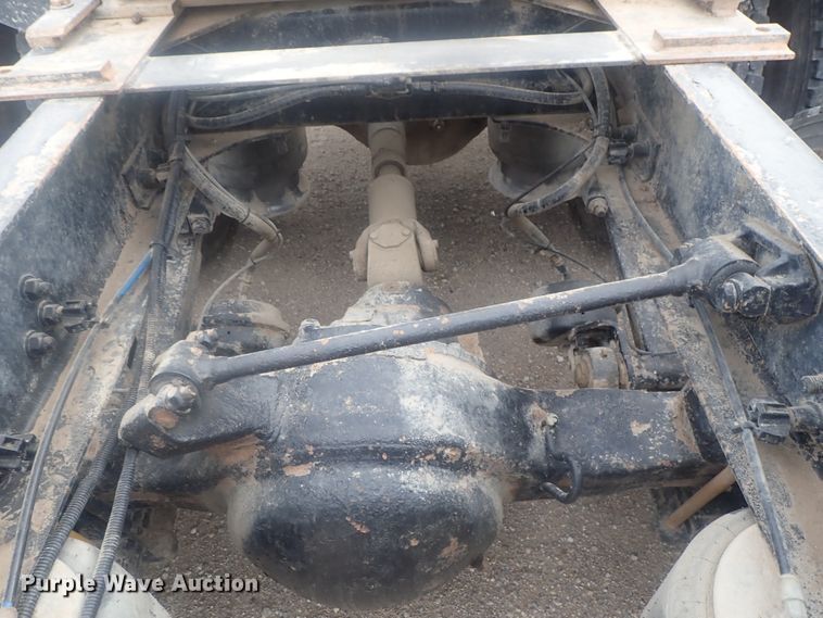 image for item DI7494 2010 Freightliner Cascadia  semi truck