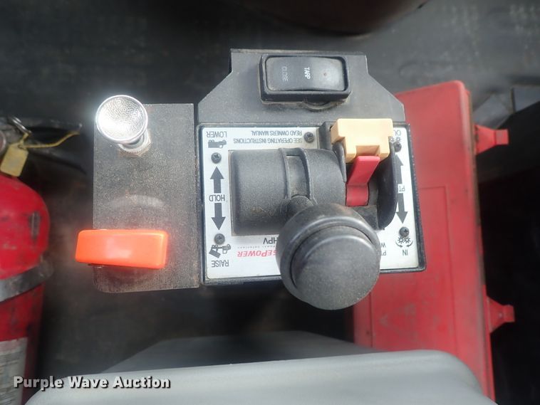 image for item DI7495 2013 Freightliner Cascadia  semi truck