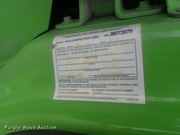 image for item DI7495 2013 Freightliner Cascadia  semi truck