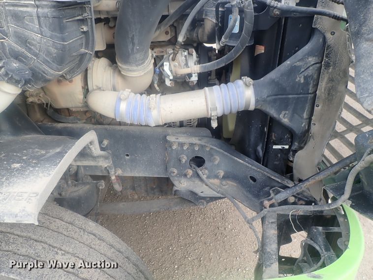 image for item DI7495 2013 Freightliner Cascadia  semi truck