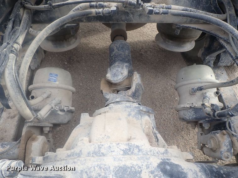 image for item DI7495 2013 Freightliner Cascadia  semi truck