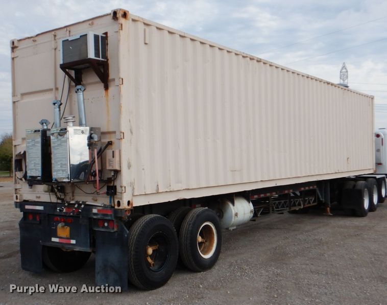 image for item DJ0758 1990 Miller shower trailer