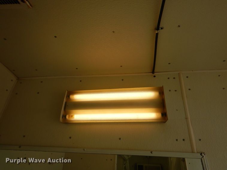 image for item DJ0758 1990 Miller shower trailer