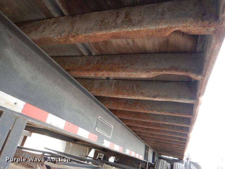 image for item DJ0758 1990 Miller shower trailer