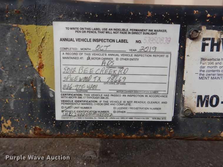 image for item DJ0758 1990 Miller shower trailer