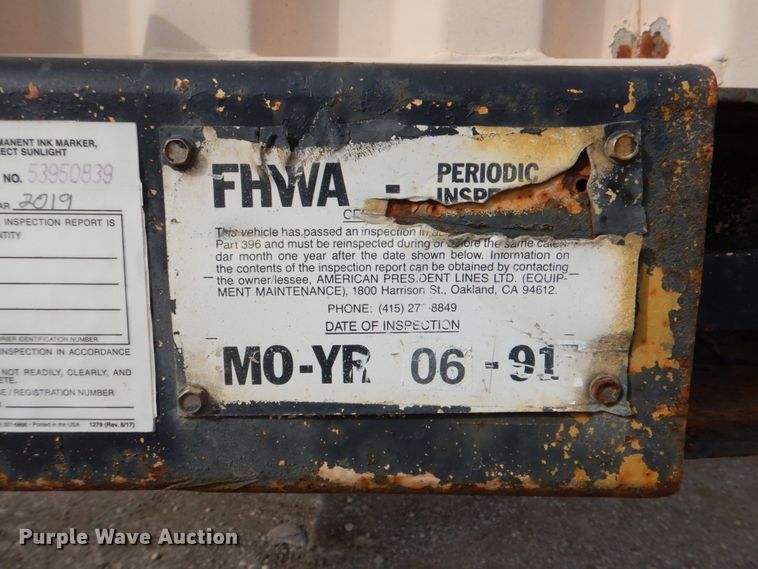 image for item DJ0758 1990 Miller shower trailer