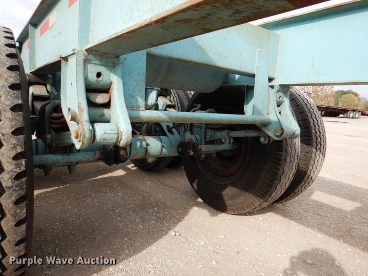 image for item DJ0759 2001 Mecox Sealand CH40GN container trailer