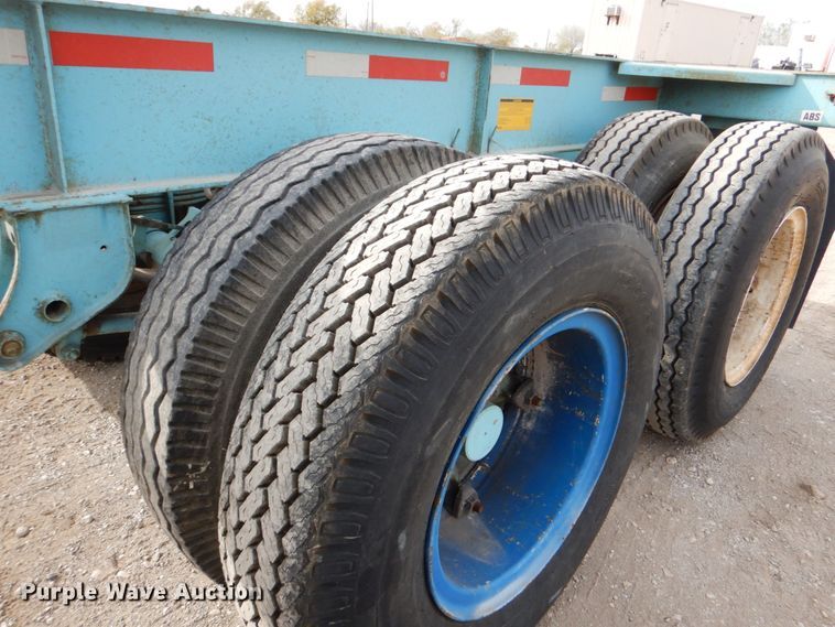 image for item DJ0759 2001 Mecox Sealand CH40GN container trailer