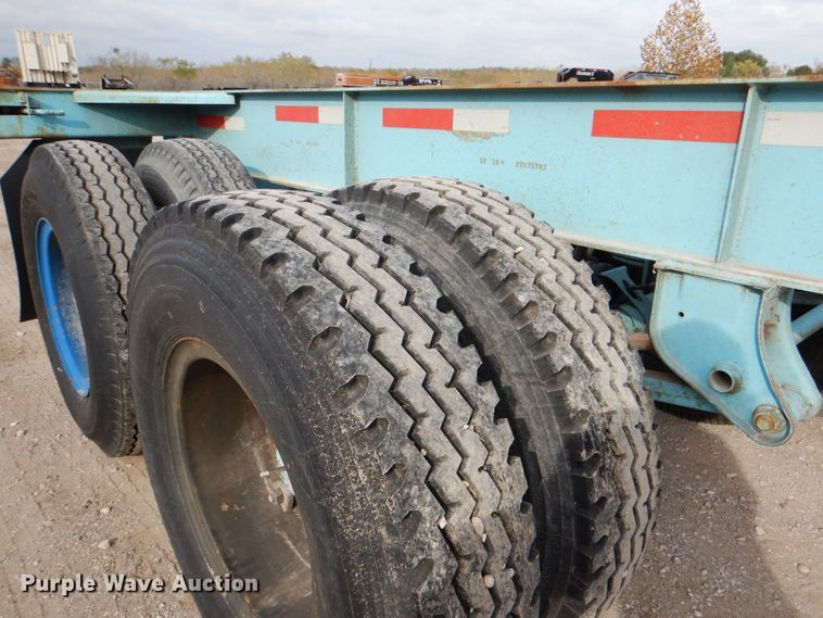 image for item DJ0759 2001 Mecox Sealand CH40GN container trailer