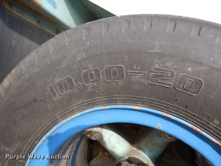 image for item DJ0759 2001 Mecox Sealand CH40GN container trailer