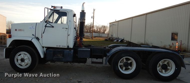 image for item DJ2752 1985 GMC Brigadier  semi truck