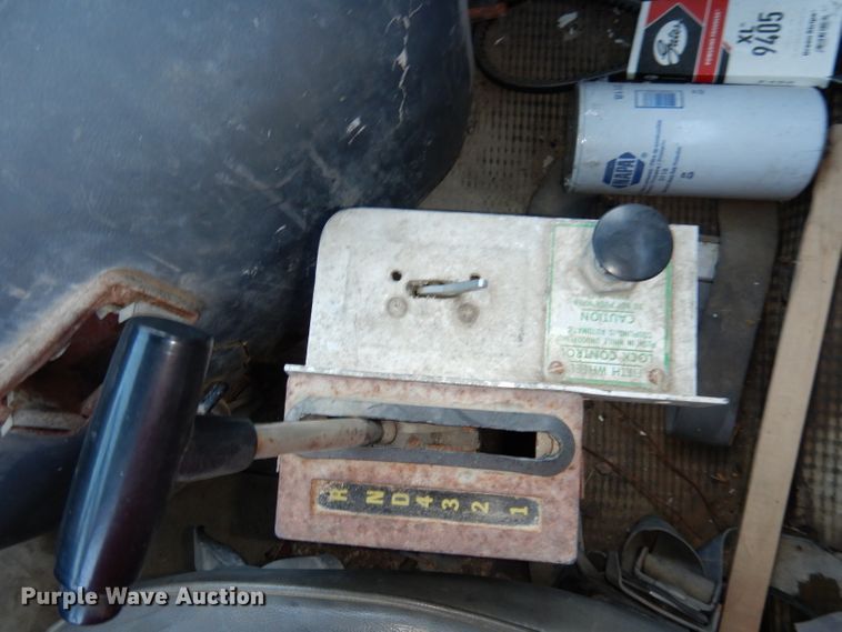 image for item DJ2752 1985 GMC Brigadier  semi truck