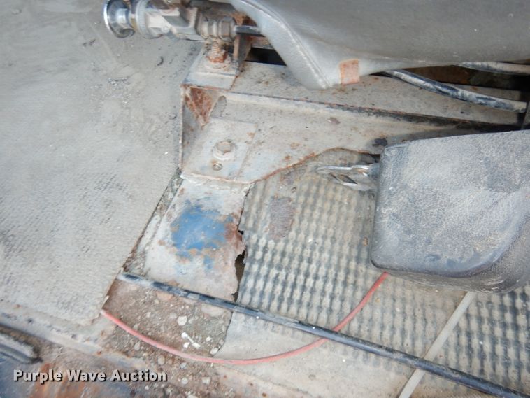 image for item DJ2752 1985 GMC Brigadier  semi truck