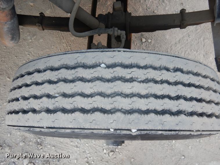 image for item DJ2752 1985 GMC Brigadier  semi truck