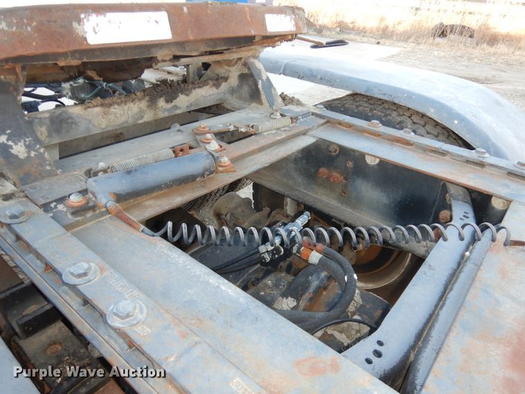 image for item DJ2752 1985 GMC Brigadier  semi truck