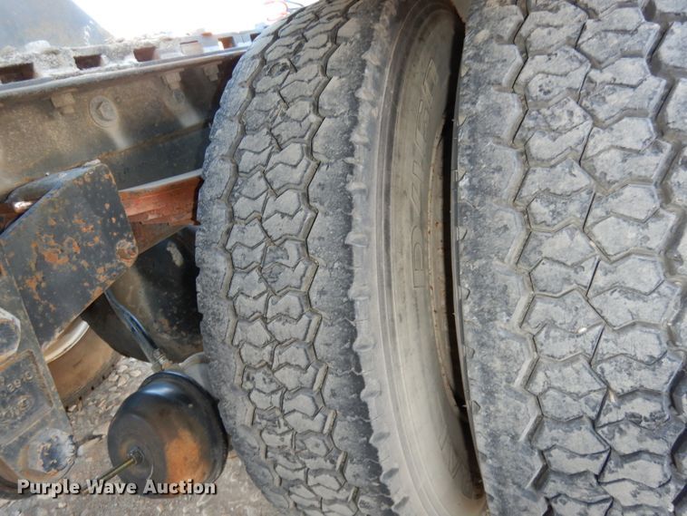 image for item DJ2752 1985 GMC Brigadier  semi truck