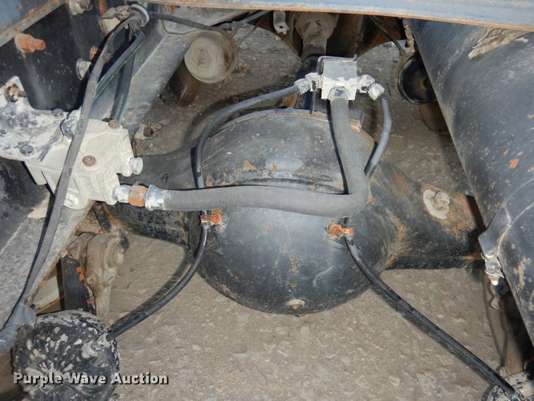 image for item DJ2752 1985 GMC Brigadier  semi truck