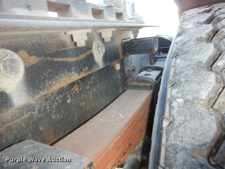 image for item DJ2752 1985 GMC Brigadier  semi truck