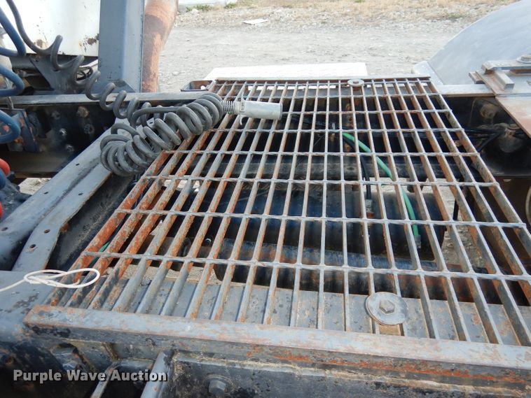 image for item DJ2752 1985 GMC Brigadier  semi truck