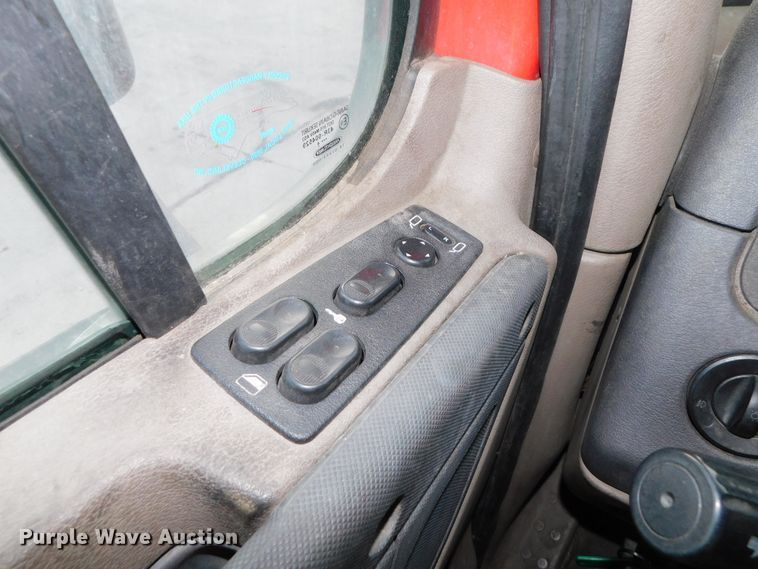 image for item DJ5874 2015 Freightliner Cascadia 125  semi truck