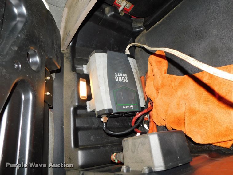 image for item DJ5874 2015 Freightliner Cascadia 125  semi truck