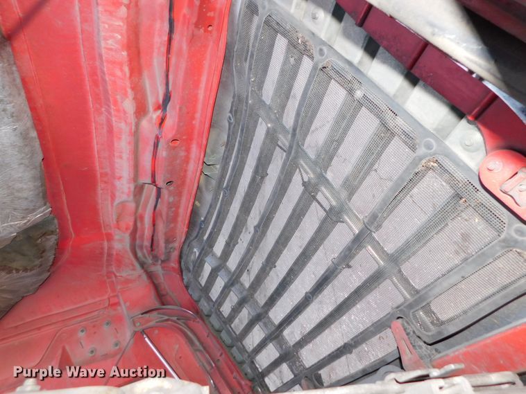 image for item DJ5874 2015 Freightliner Cascadia 125  semi truck