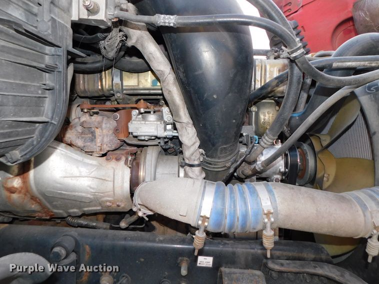 image for item DJ5874 2015 Freightliner Cascadia 125  semi truck