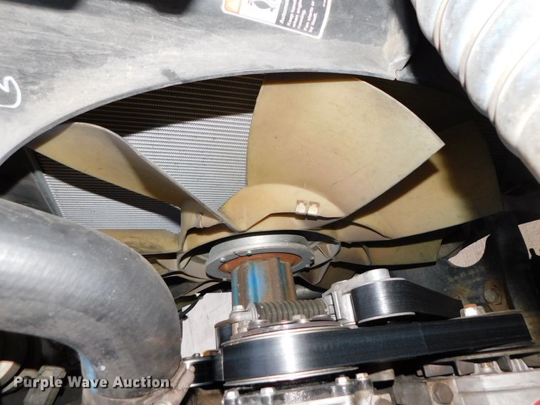 image for item DJ5874 2015 Freightliner Cascadia 125  semi truck