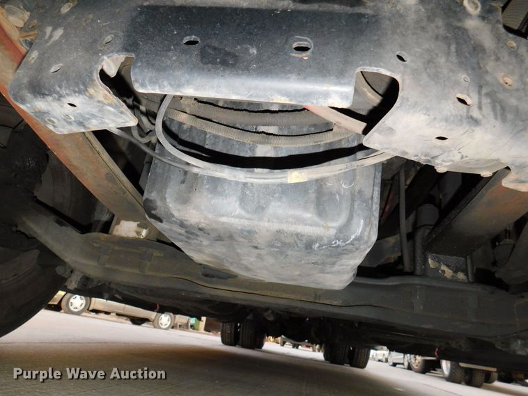 image for item DJ5874 2015 Freightliner Cascadia 125  semi truck