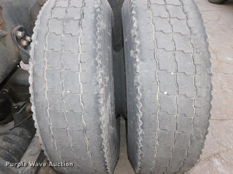 image for item DJ5874 2015 Freightliner Cascadia 125  semi truck