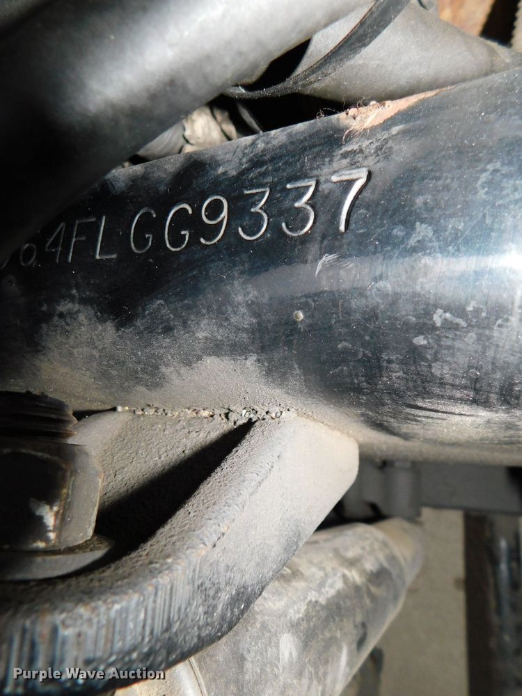 image for item DJ5874 2015 Freightliner Cascadia 125  semi truck