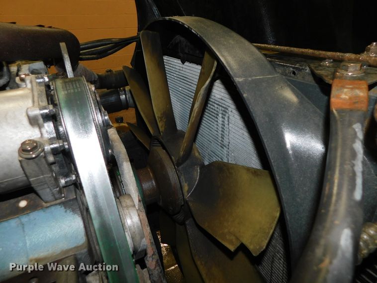 image for item DJ5892 2001 Freightliner Columbia  semi truck