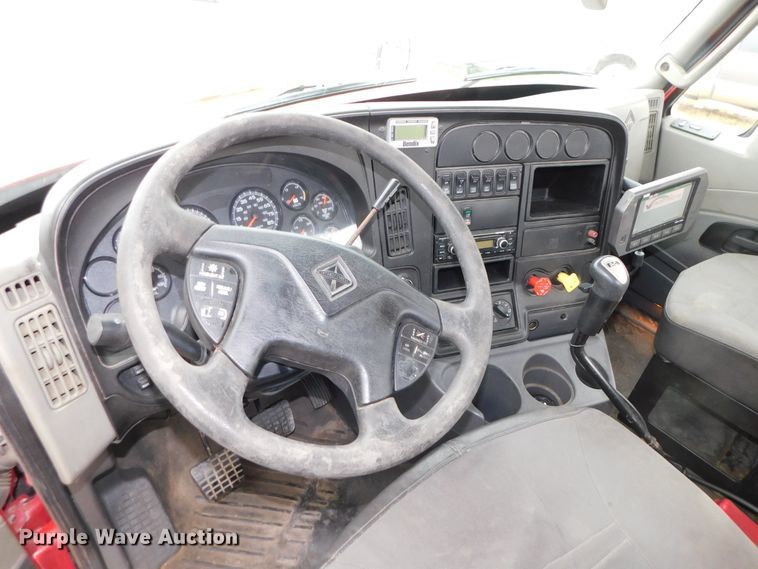 image for item DJ5893 2012 International ProStar Plus  semi truck