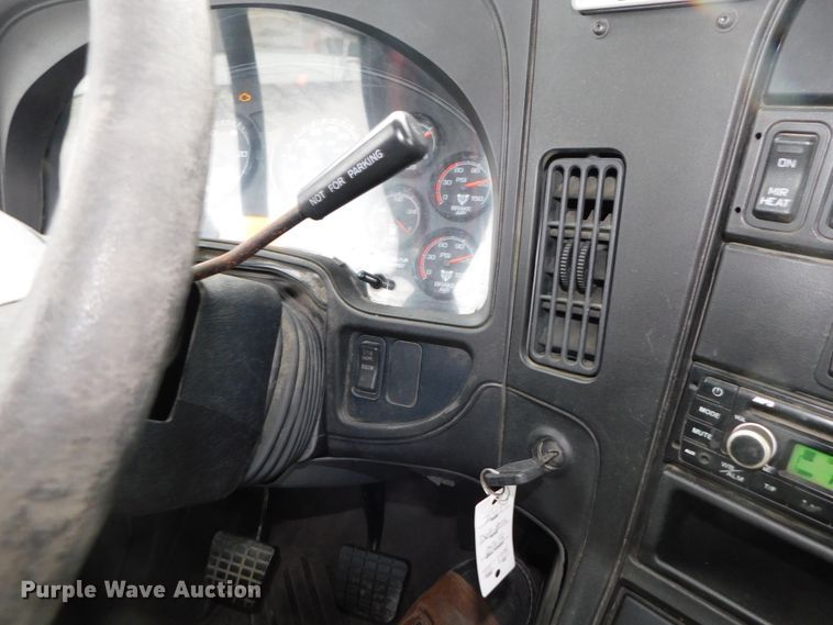 image for item DJ5893 2012 International ProStar Plus  semi truck