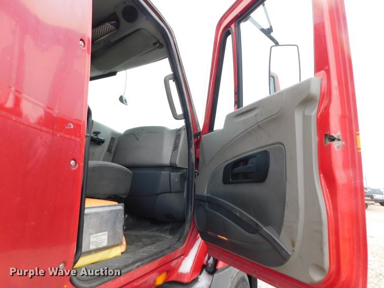 image for item DJ5893 2012 International ProStar Plus  semi truck