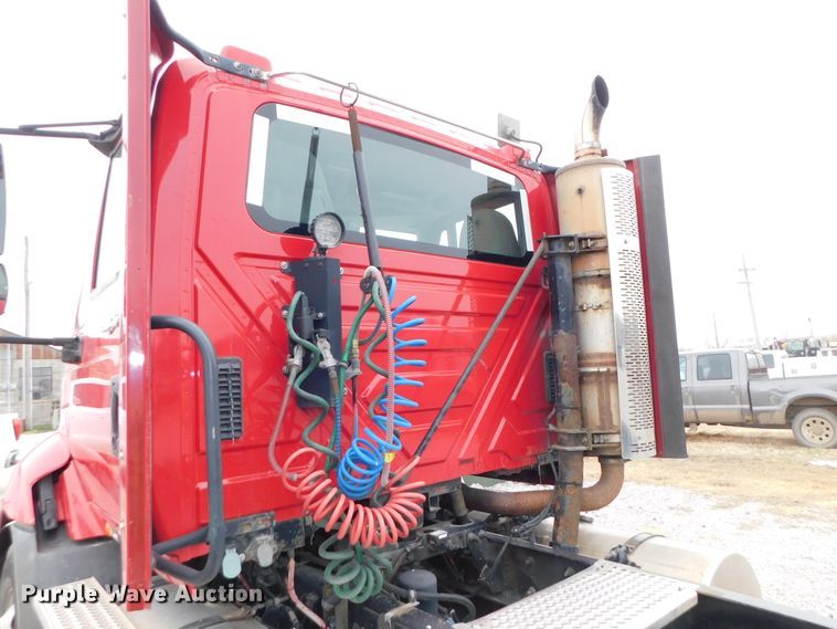 image for item DJ5893 2012 International ProStar Plus  semi truck