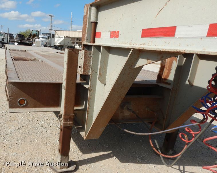 image for item DJ6656 2007 Neville oilfield trailer