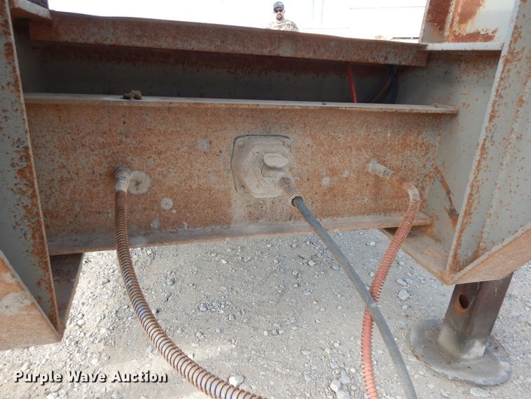 image for item DJ6656 2007 Neville oilfield trailer