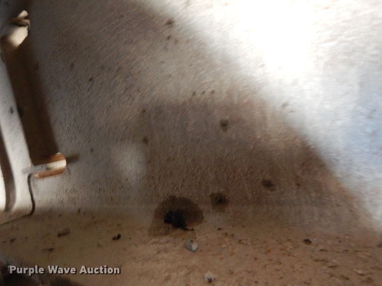 image for item DJ6656 2007 Neville oilfield trailer