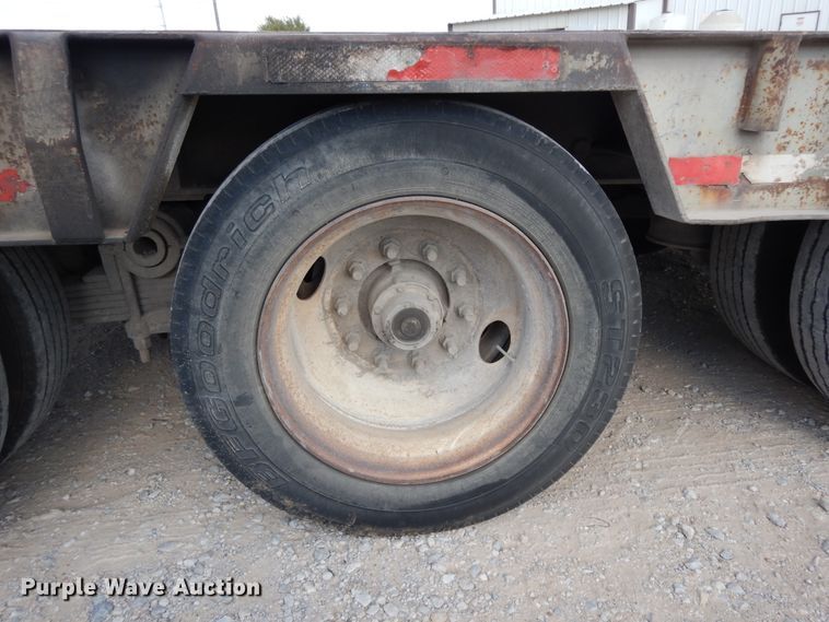 image for item DJ6656 2007 Neville oilfield trailer