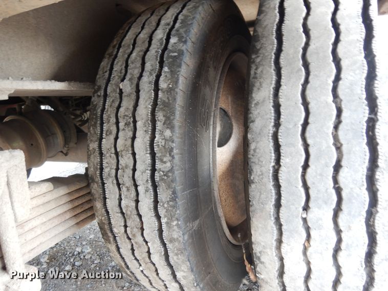 image for item DJ6656 2007 Neville oilfield trailer