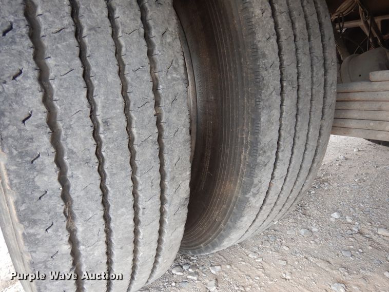 image for item DJ6656 2007 Neville oilfield trailer