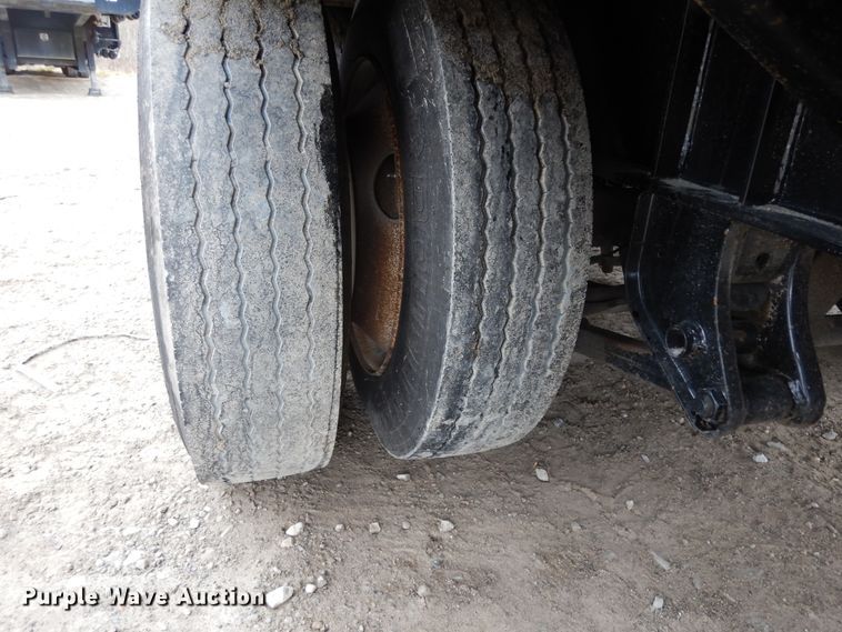 image for item DJ8007 2003 Wabash DS800 drop deck trailer