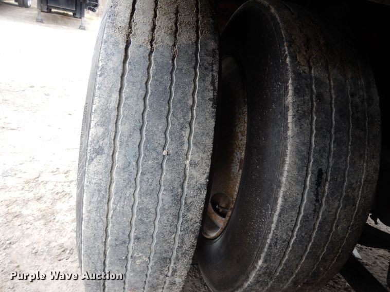 image for item DJ8007 2003 Wabash DS800 drop deck trailer